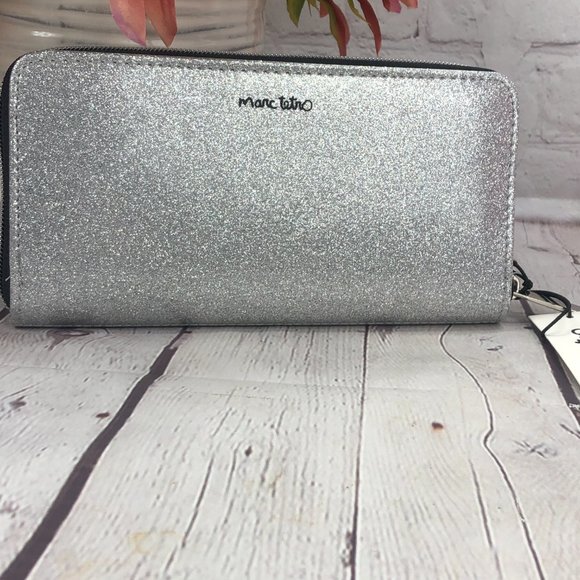 🛍️🛍️SOLD Marc tetro silver wallet with schauzer - Picture 3 of 6